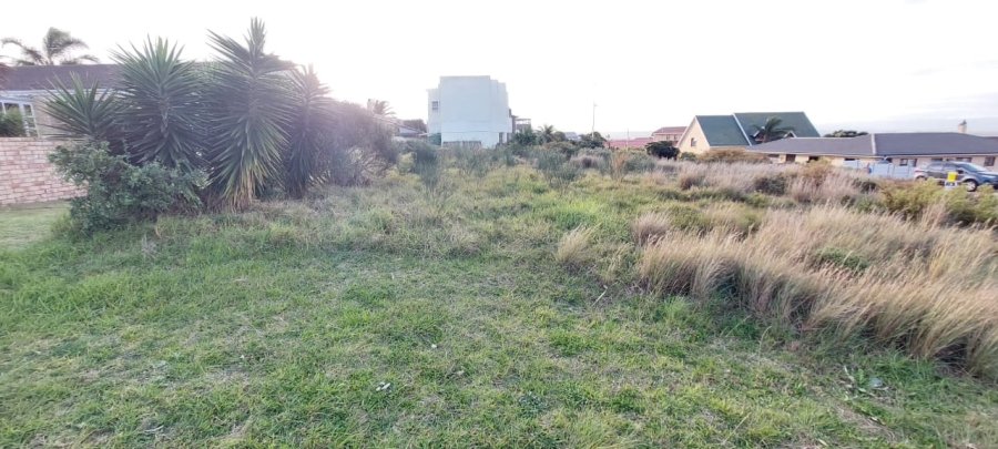 Bedroom Property for Sale in Wavecrest Eastern Cape